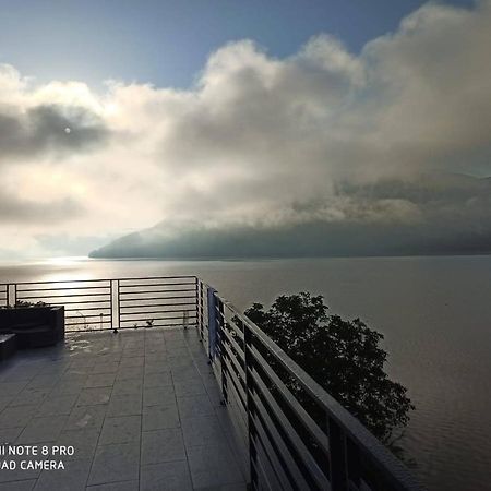 Noah River House Orşova Exteriör bild