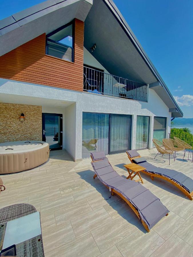 Noah River House Orşova Exteriör bild